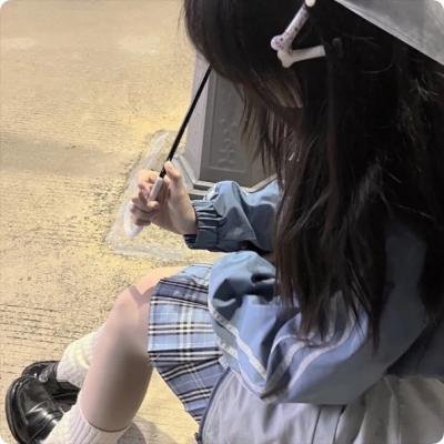艳女新装